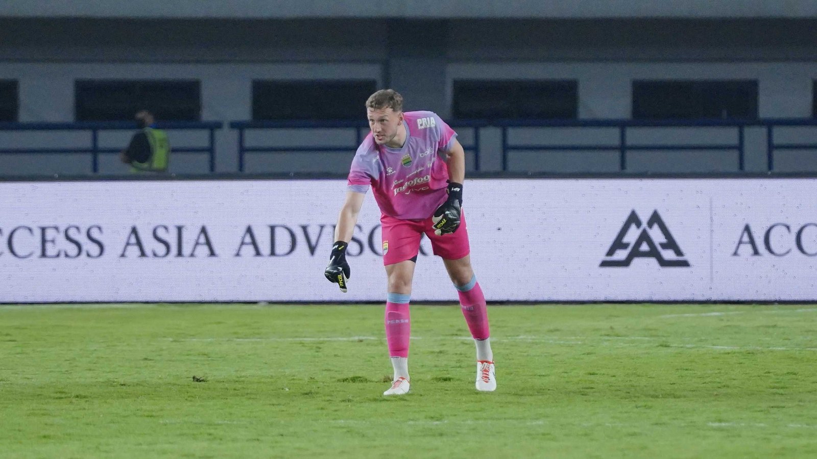 Bojan Hodak Ungkap Kondisi Terbaru Adam Przybek